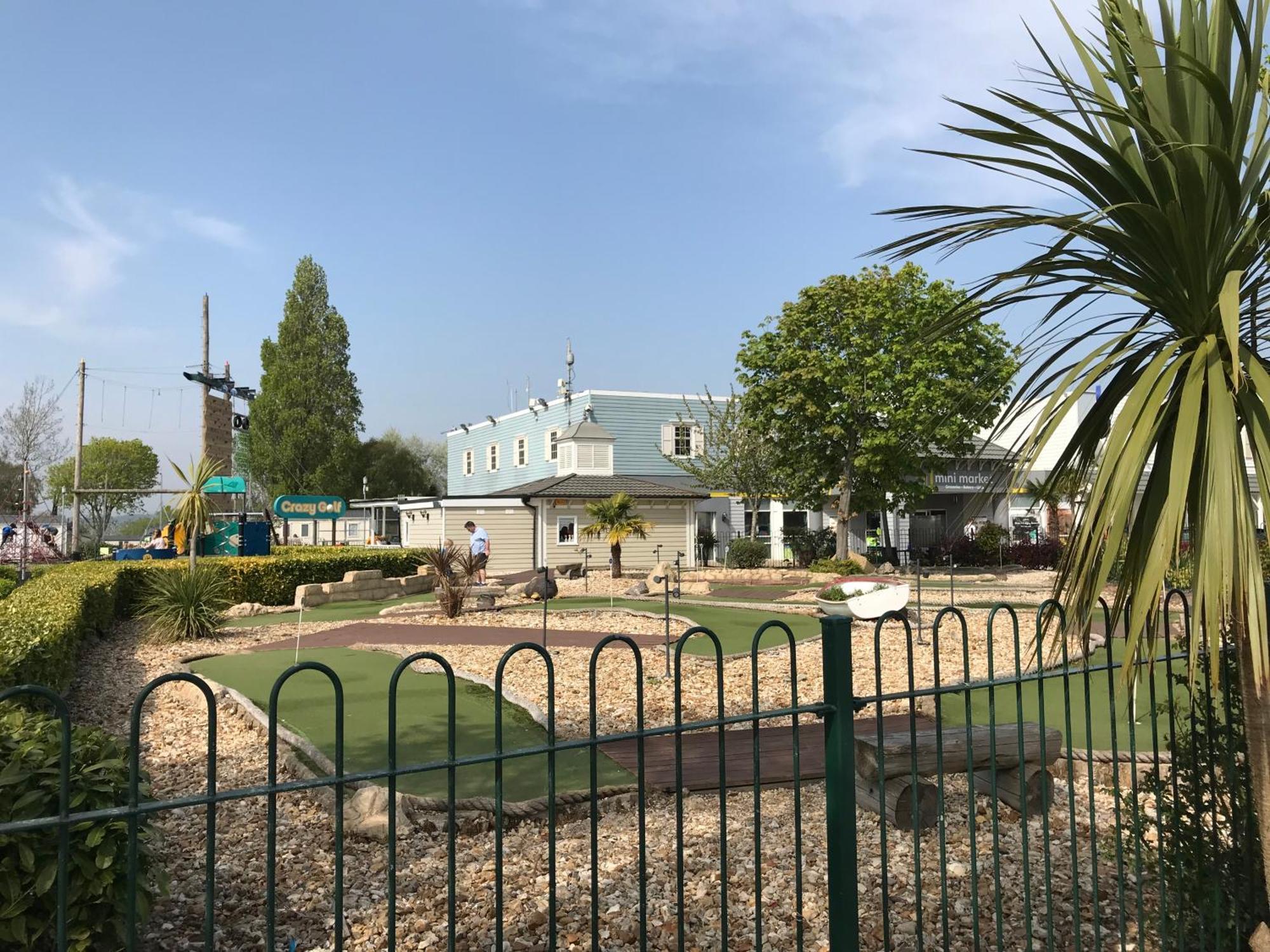 Rockley Park - Coral Otel Poole Dış mekan fotoğraf